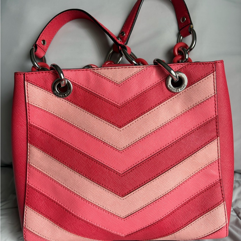 Michael Kors Pink Handbag - Picture 2 of 16